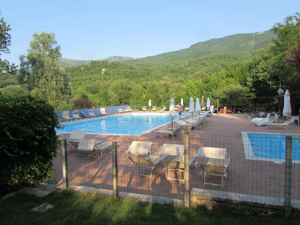 Albergo Lago Verde Pennabilli Kültér fotó